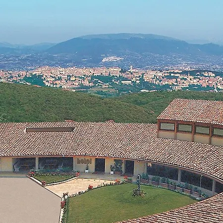 Colle Della Trinita פרוג'ה